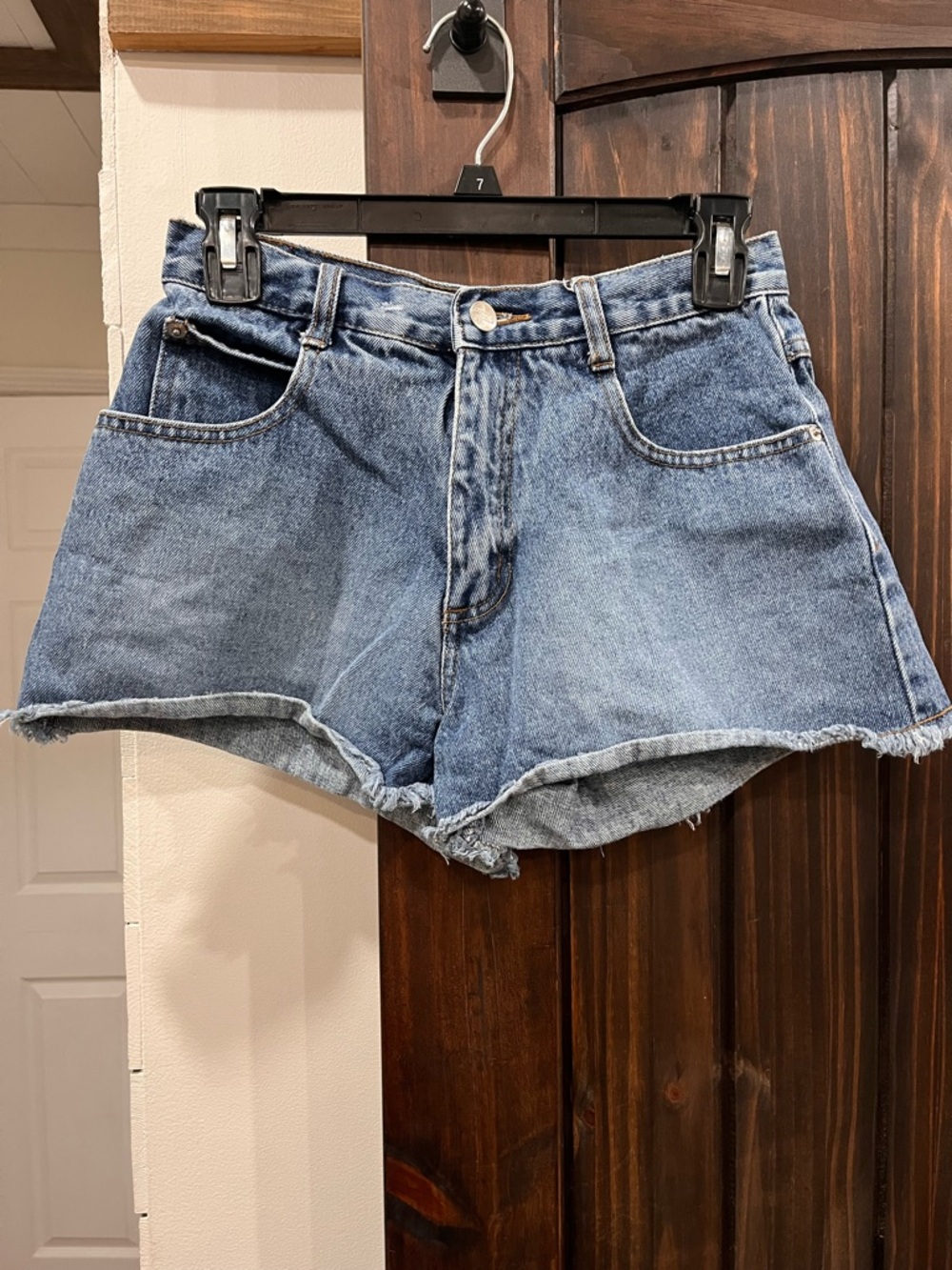Zana Di Vintage Denim Y2K Cutoff Shorts – Women’s Size 5/6